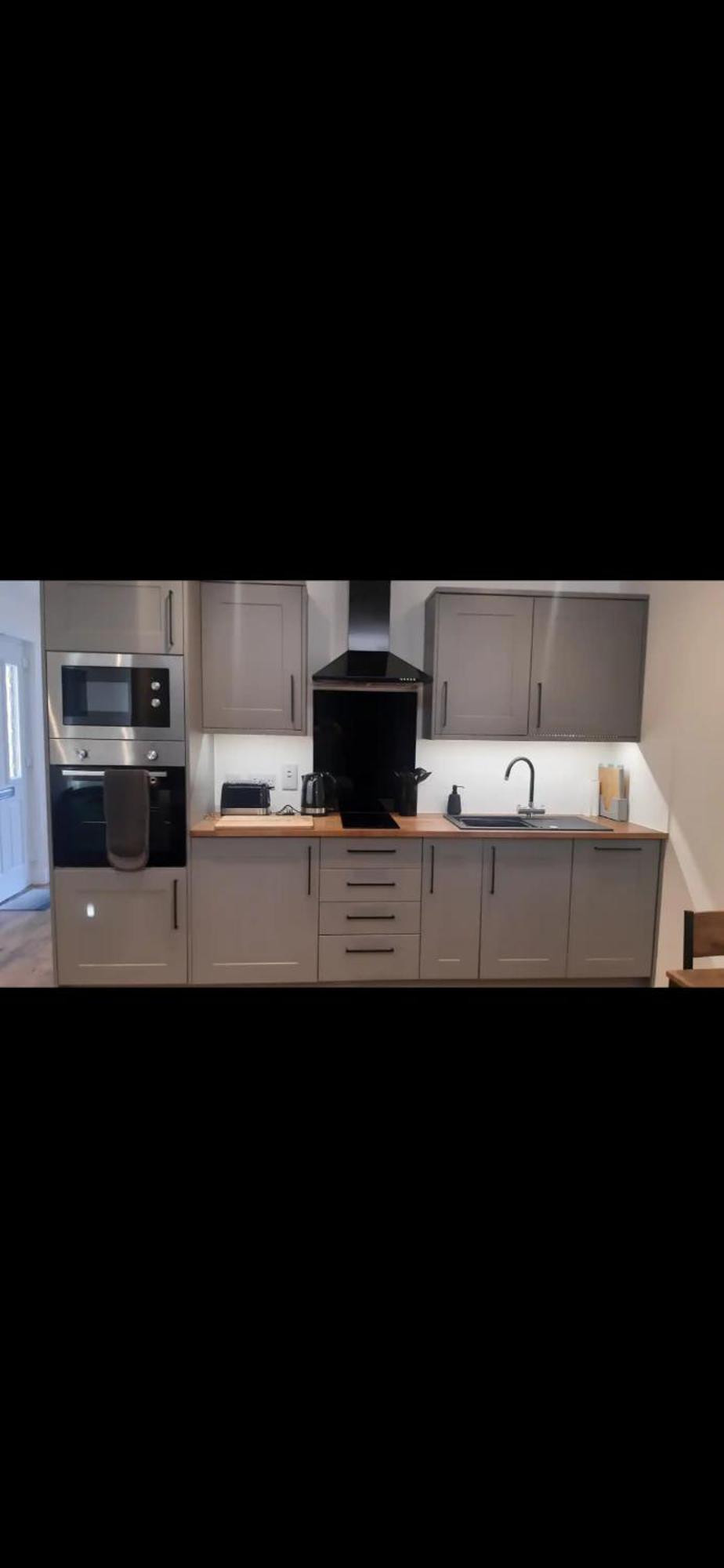 Tramore - Self Contained 1 Bedroom Unit - King Size Bed - Free Private Parking - 3 Miles From Fort William High Street Eksteriør billede